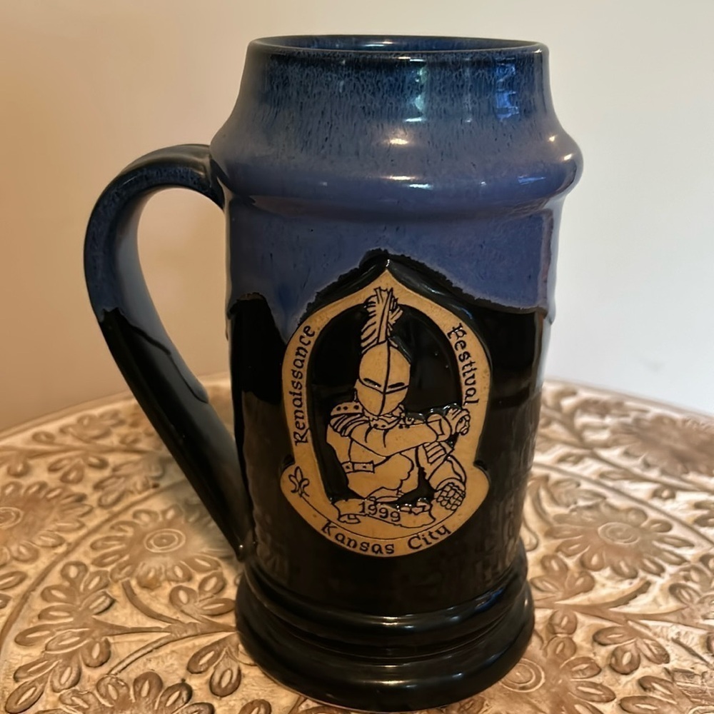 KC Renaissance Festival Beer Stein Pottery Blue Glaze Perfect Condition
